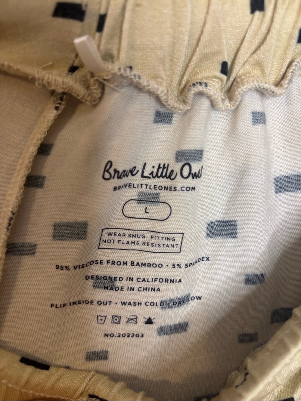 Brave Little Ones Cozy Beige Dot-Pattern Ribbed Lounge Jumpsuit - Women Bamboo - Picture 7 of 7